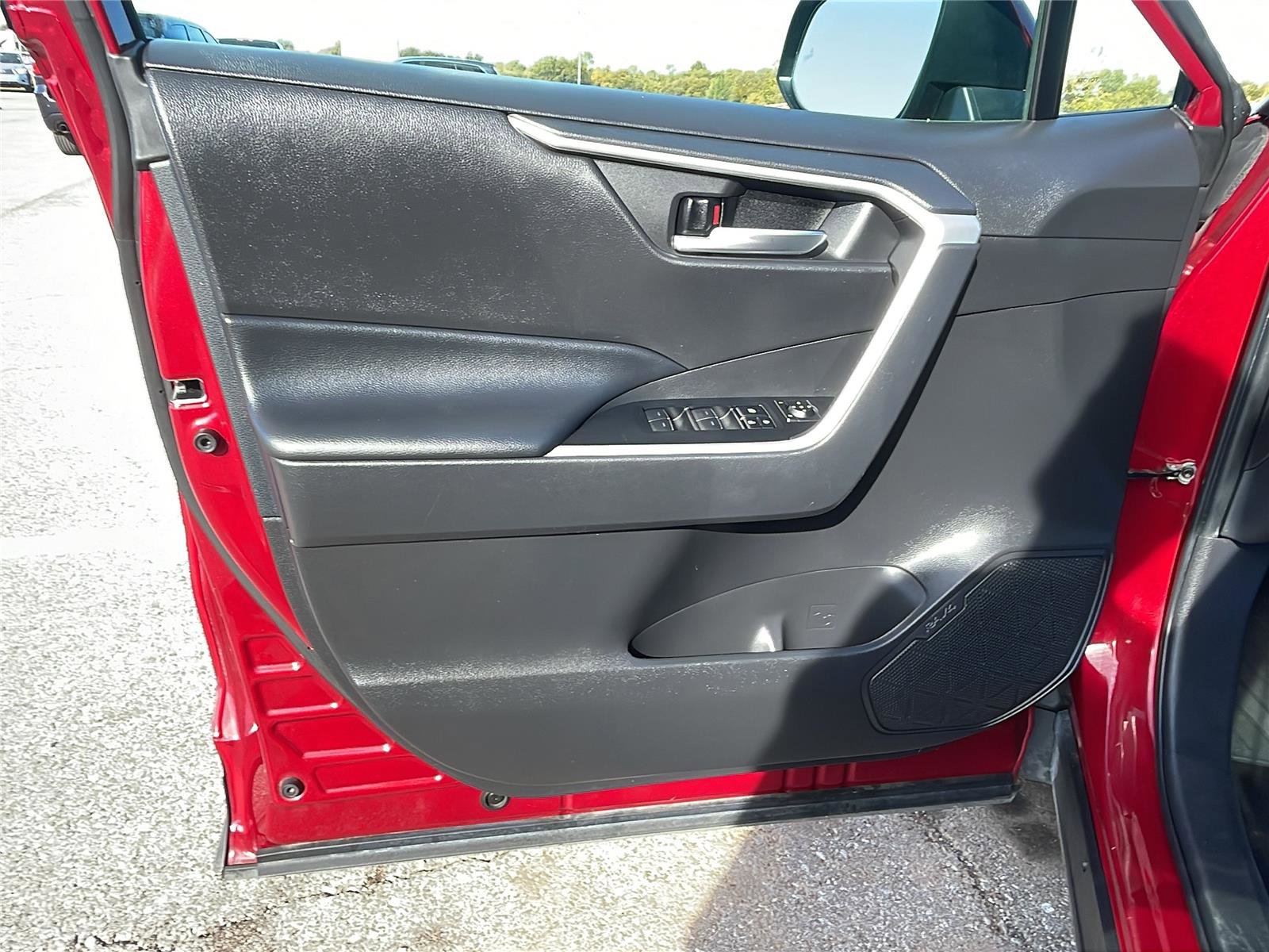 Used 2023 Toyota RAV4 XLE image 20