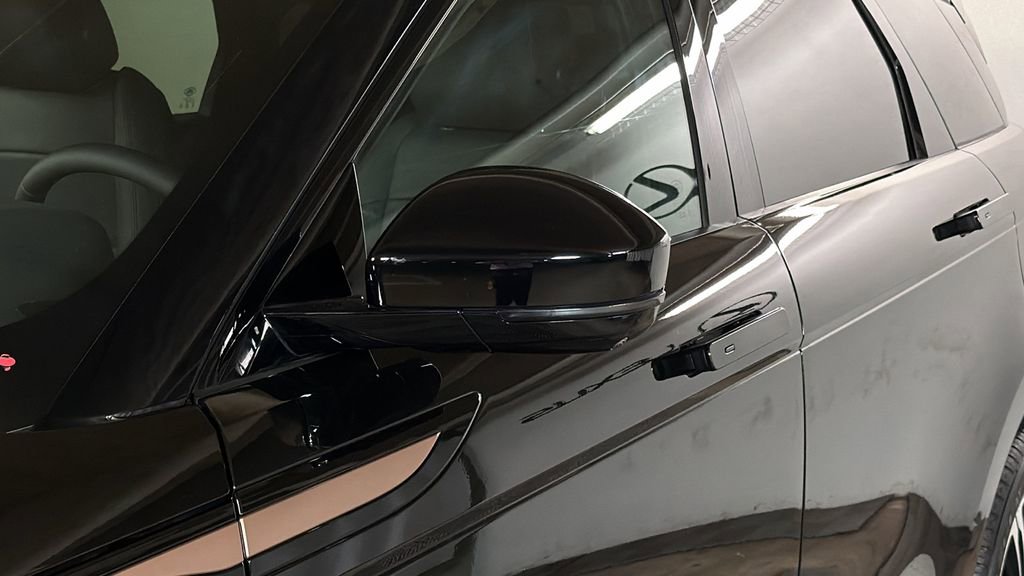 Used 2024 Land Rover Range Rover Evoque Dynamic SE image 4