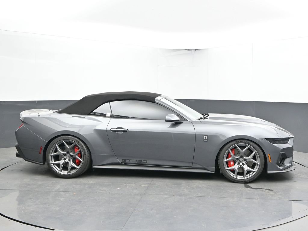 New 2026 Ford Mustang GT Premium w/ GT Performance Package RWD image 9