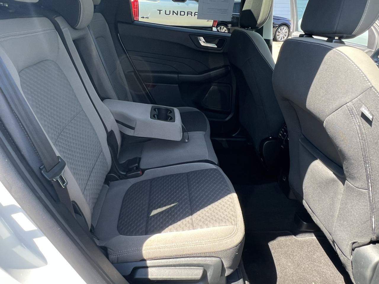 Used 2021 Ford Escape SE w/ Convenience Package FWD image 13
