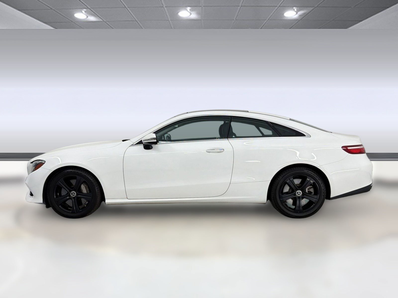 Used 2019 Mercedes-Benz E 450 Coupe image 2