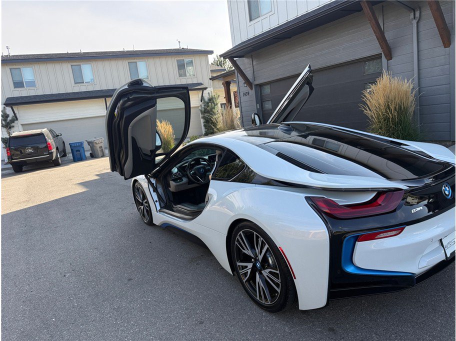 Used 2015 BMW i8 AWD/4WD image 41