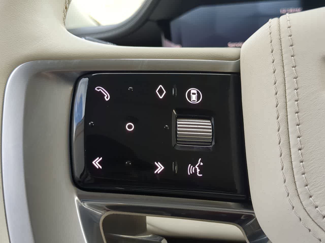 Used 2024 Land Rover Range Rover Autobiography AWD/4WD image 25