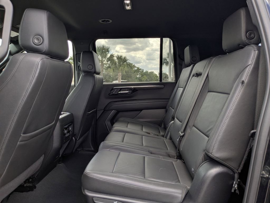 Certified 2025 Chevrolet Suburban Z71 AWD/4WD image 18