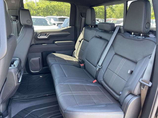 New 2026 Chevrolet Silverado 1500 High Country w/ Technology Package AWD/4WD image 22