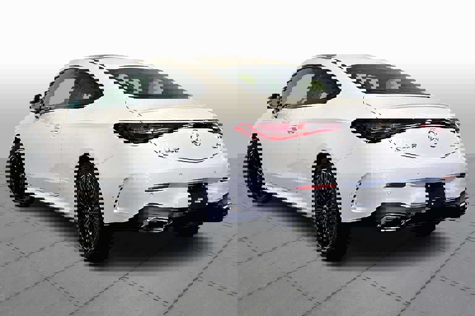 New 2026 Mercedes-Benz CLE 450 4MATIC Coupe image 3