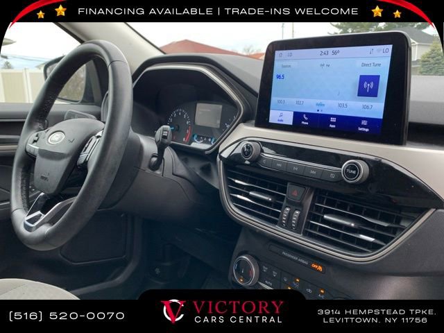 Used 2022 Ford Escape SE w/ SE Sport Appearance Package image 20