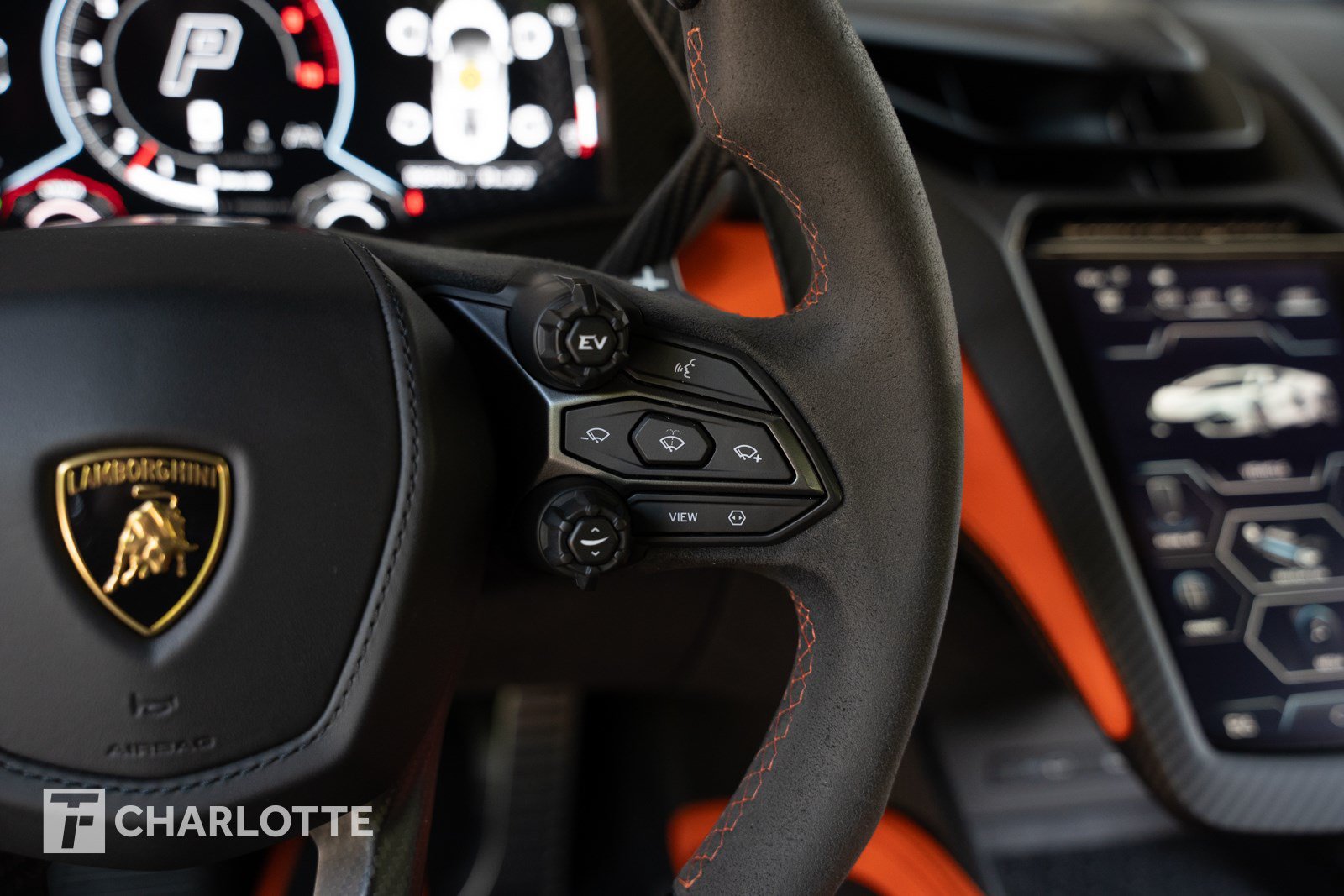 Used 2024 Lamborghini Revuelto AWD/4WD image 24