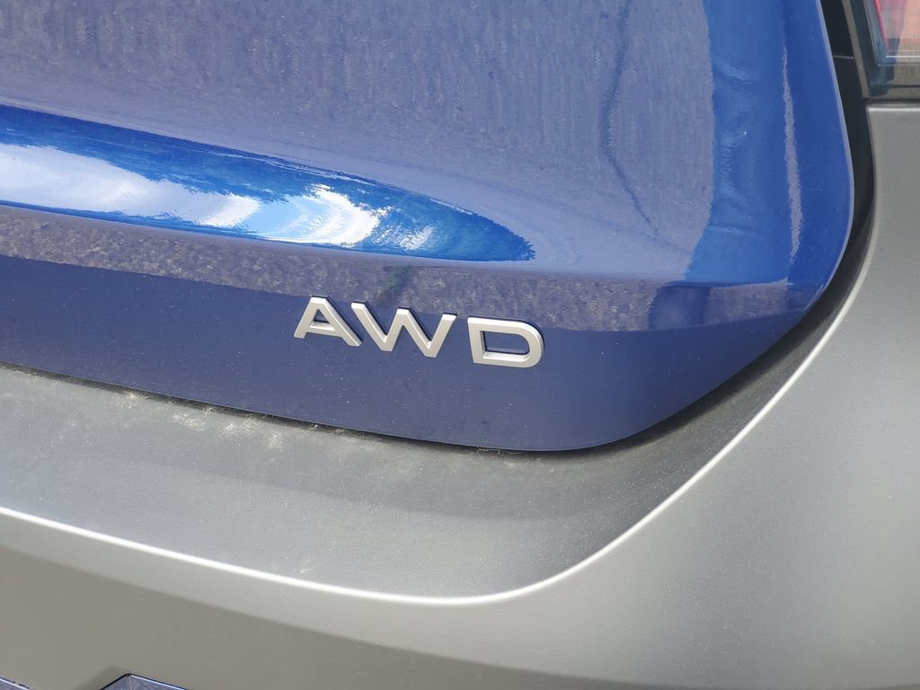 New 2026 Nissan Kicks SV w/ SV Premium Package AWD/4WD image 8