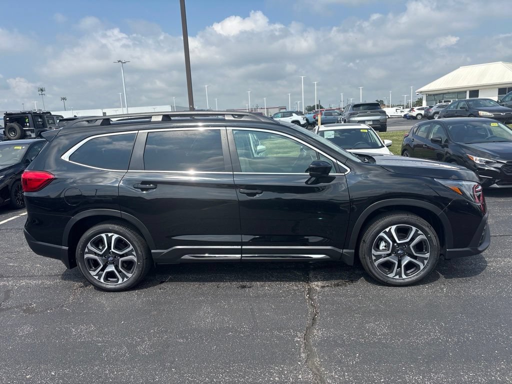 New 2026 Subaru Ascent Limited AWD/4WD image 2