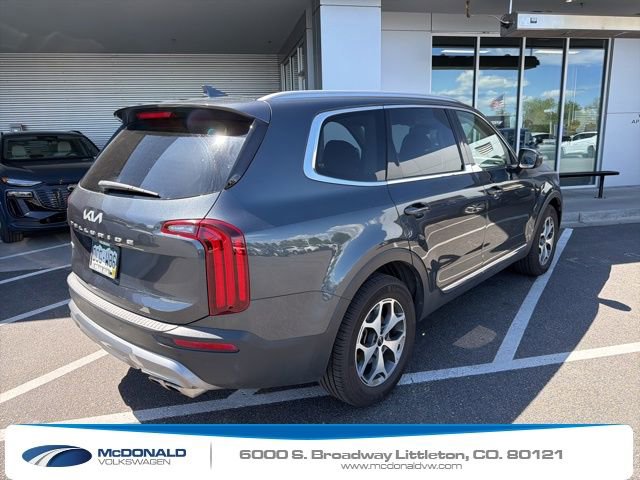 Used 2022 Kia Telluride EX AWD/4WD image 3