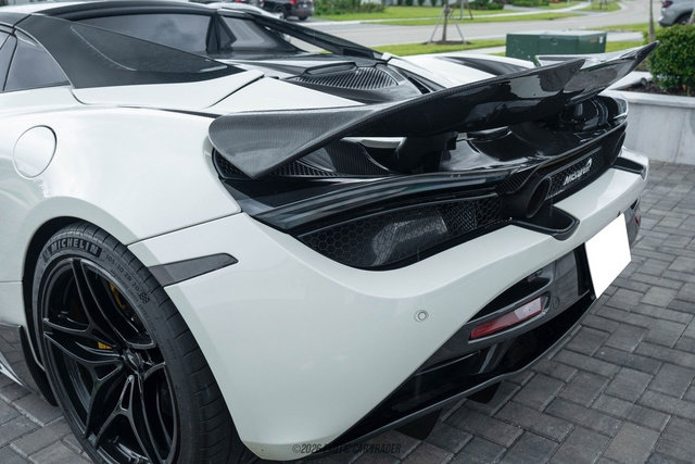 Used 2020 McLaren 720S Performance RWD image 53