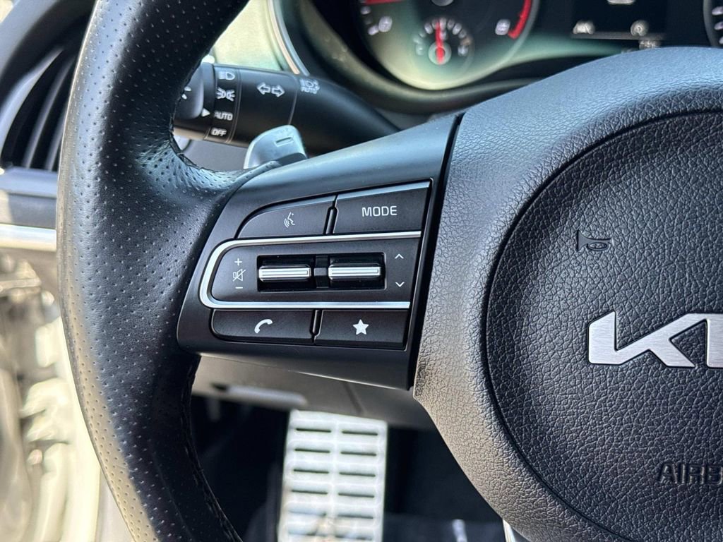 Used 2022 Kia Stinger GT-Line w/ Sun & Sound Package image 43