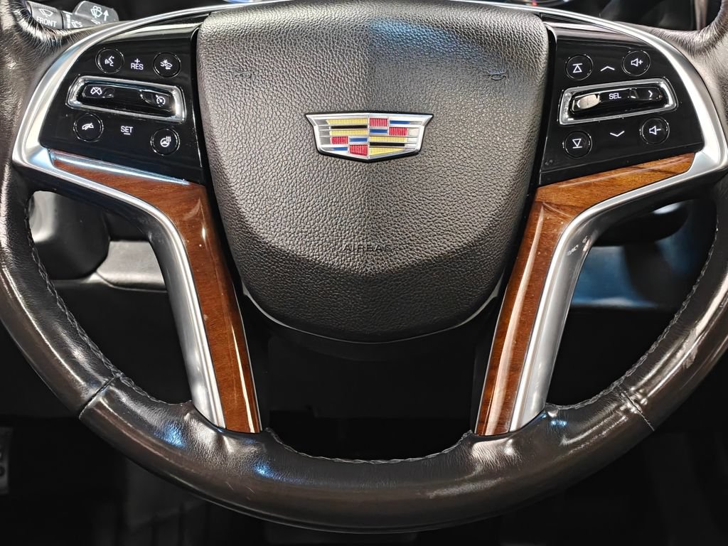 Used 2019 Cadillac Escalade Luxury AWD/4WD image 5