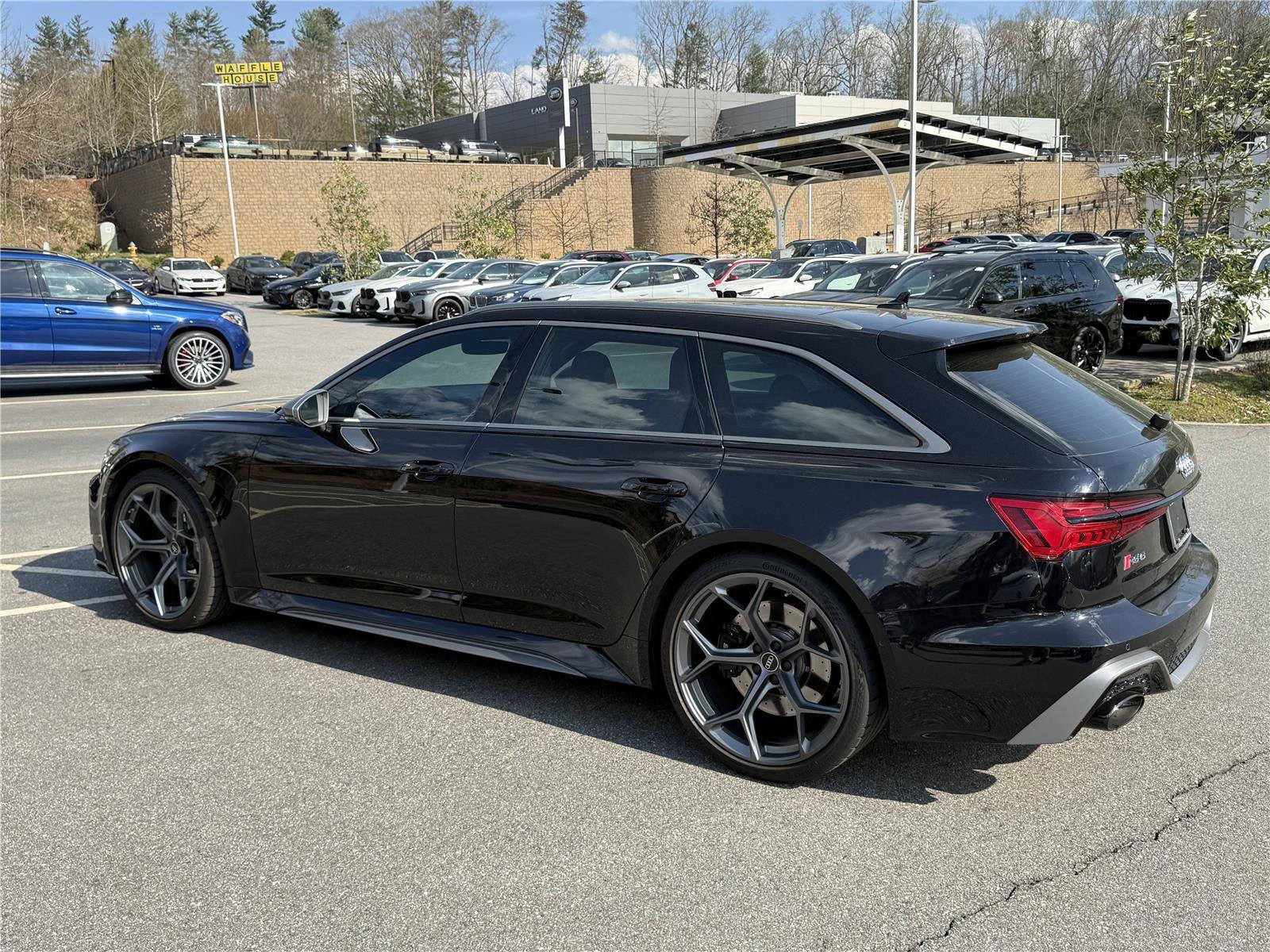 Used 2024 Audi RS 6 performance AWD/4WD image 6