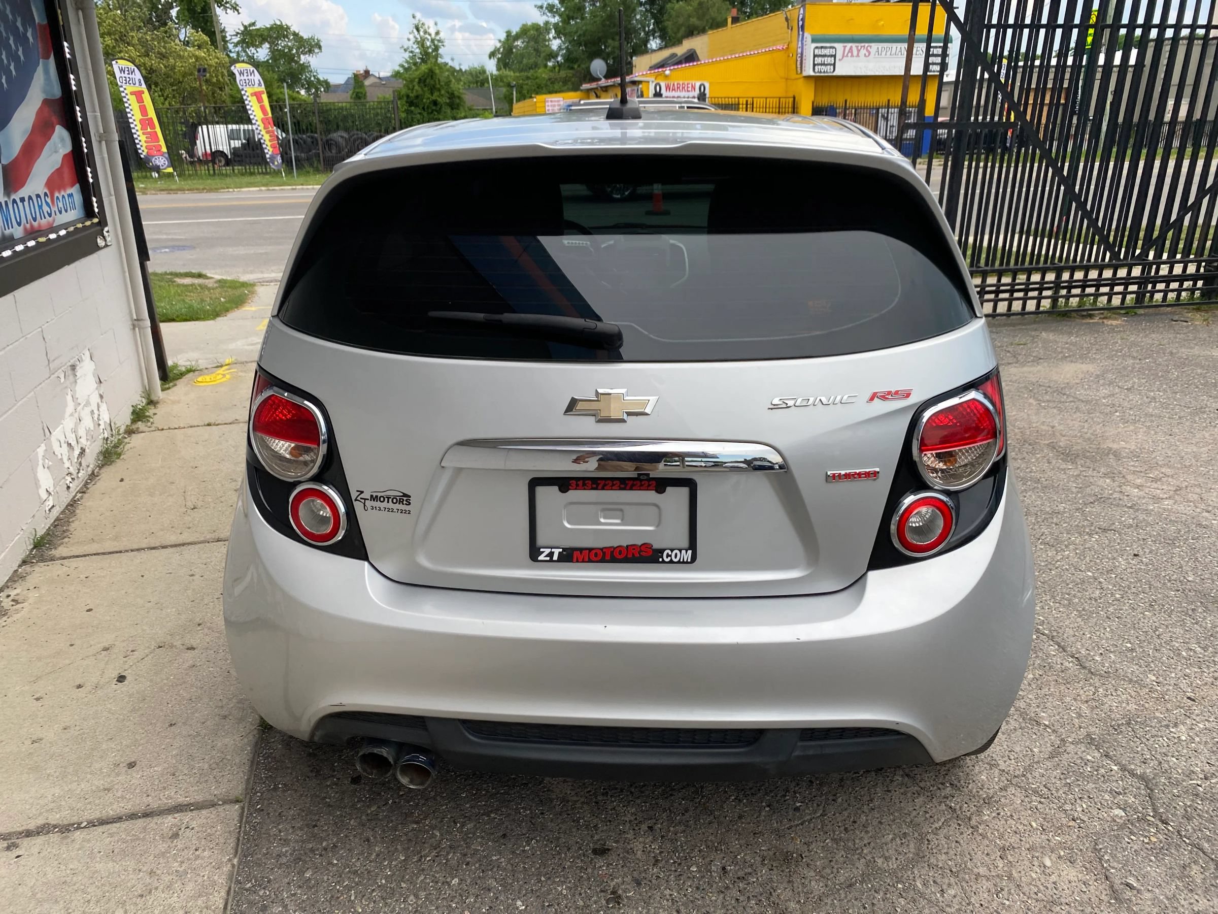 Used 2016 Chevrolet Sonic RS w/ Driver Confidence Package FWD image 7