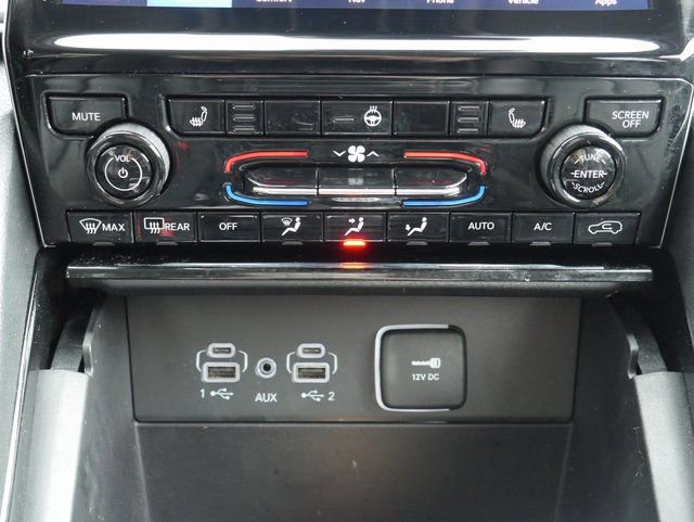 Used 2023 Jeep Grand Cherokee L Limited image 23