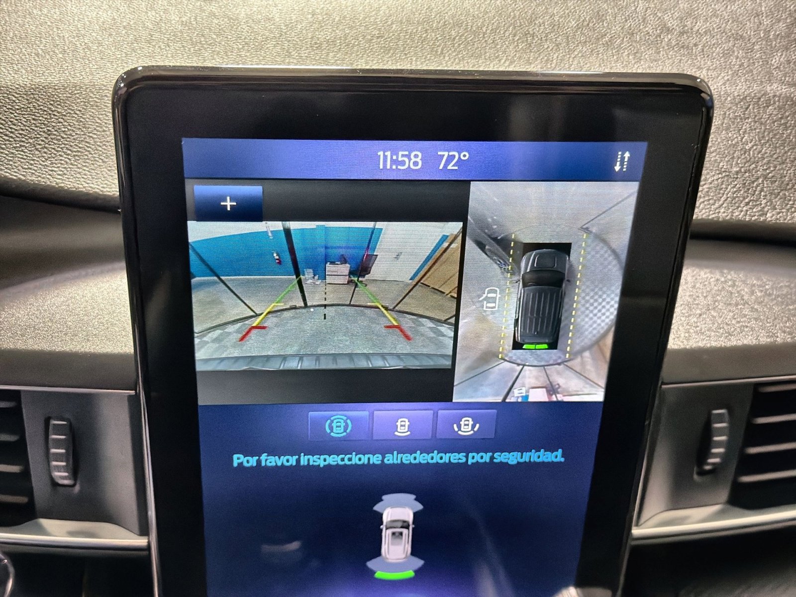 Used 2020 Ford Explorer ST w/ Premium Technology Package image 43