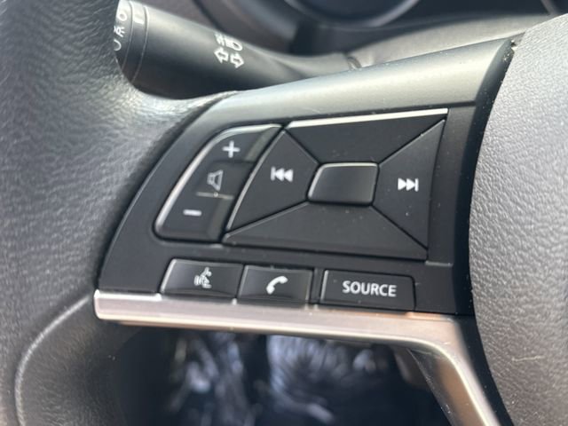 Used 2021 Nissan Kicks S FWD image 27