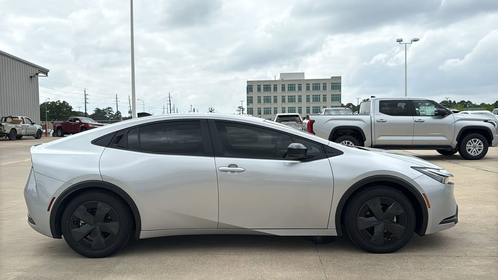 Certified 2026 Toyota Prius LE FWD image 6