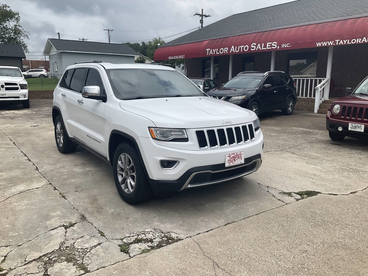 Used 2016 Jeep Grand Cherokee Limited w/ Luxury Group II image 1