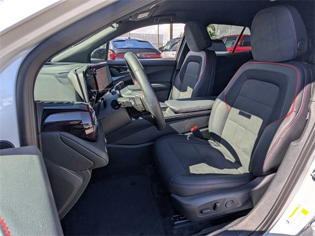 Used 2025 Chevrolet Blazer EV RS w/ Super Cruise Package image 7