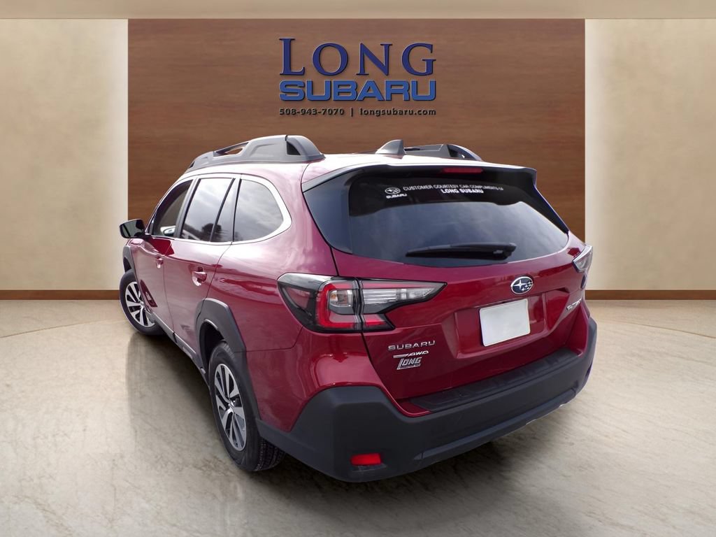 Certified 2025 Subaru Outback Premium AWD/4WD image 16