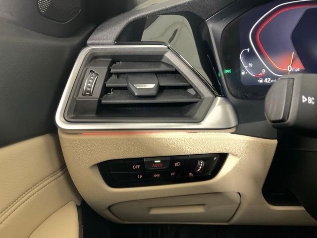 Used 2019 BMW 330i xDrive Sedan w/ Convenience Package image 20