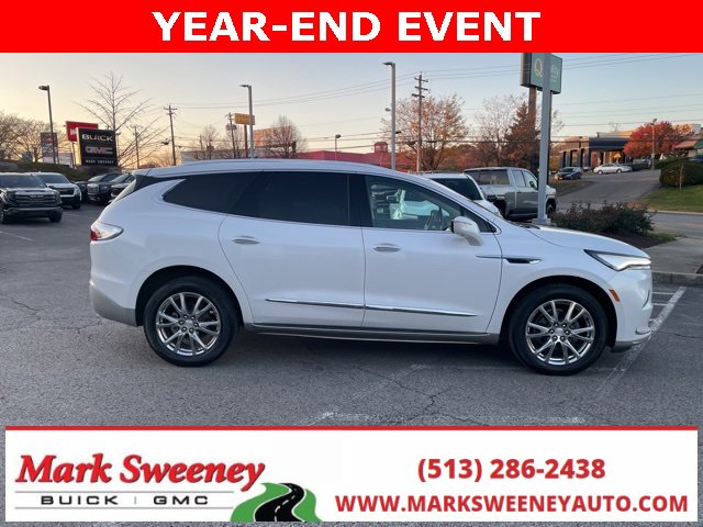 Used 2022 Buick Enclave Essence w/ Experience Buick Package image 5