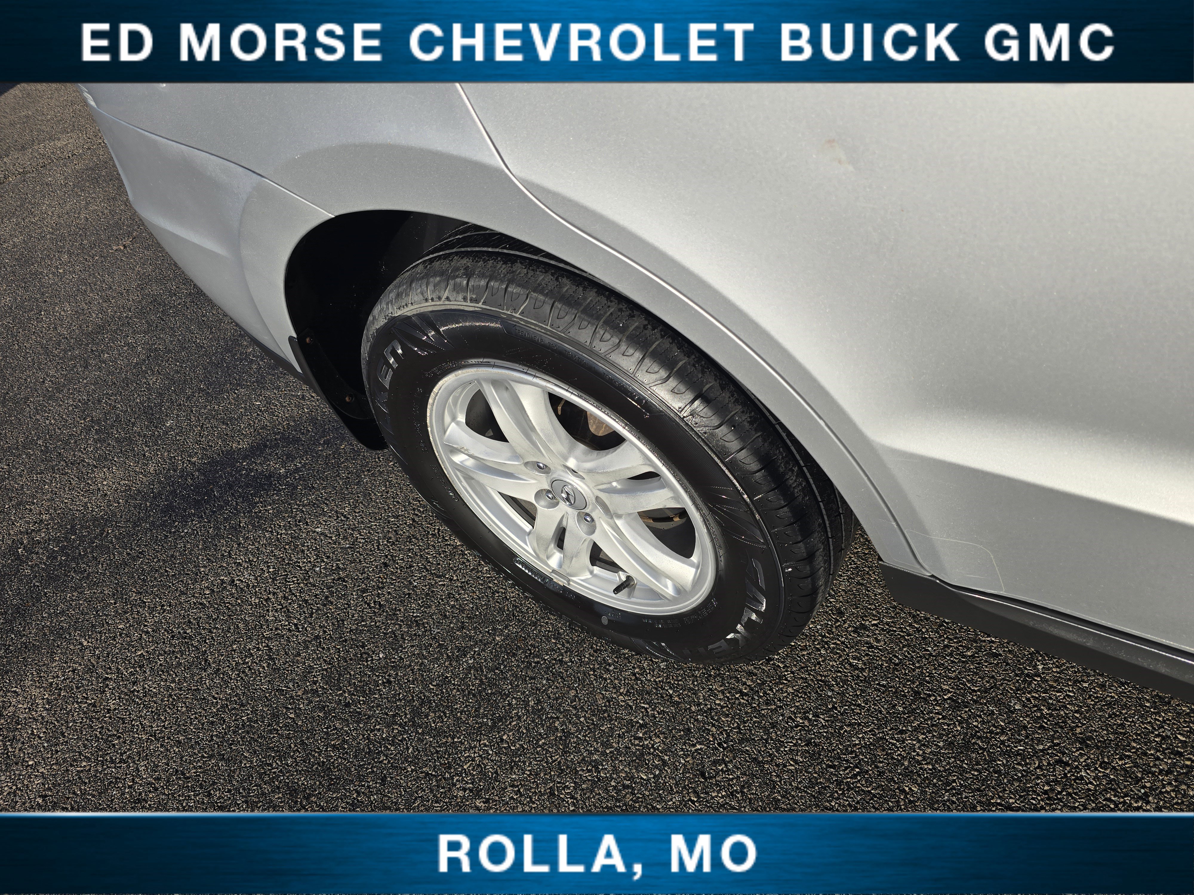 Used 2011 Hyundai Santa Fe GLS image 12