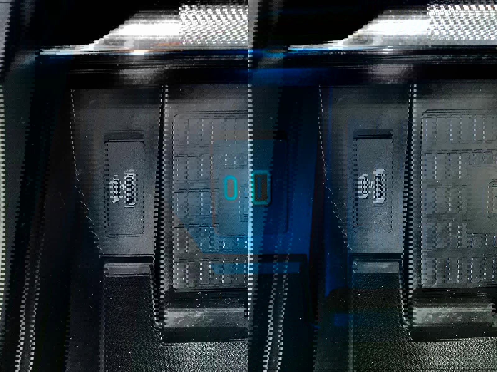 Used 2021 Ford F150 Platinum w/ Equipment Group 701A High AWD/4WD image 27