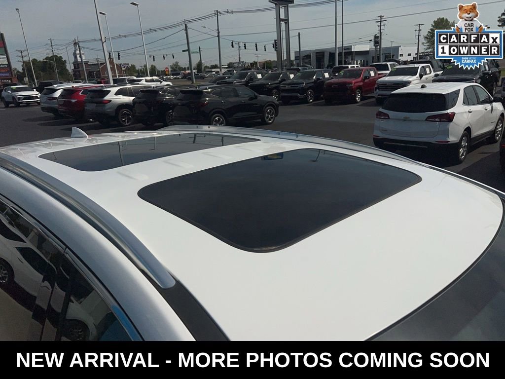 Used 2023 Buick Enclave Essence w/ Experience Buick Package AWD/4WD image 9