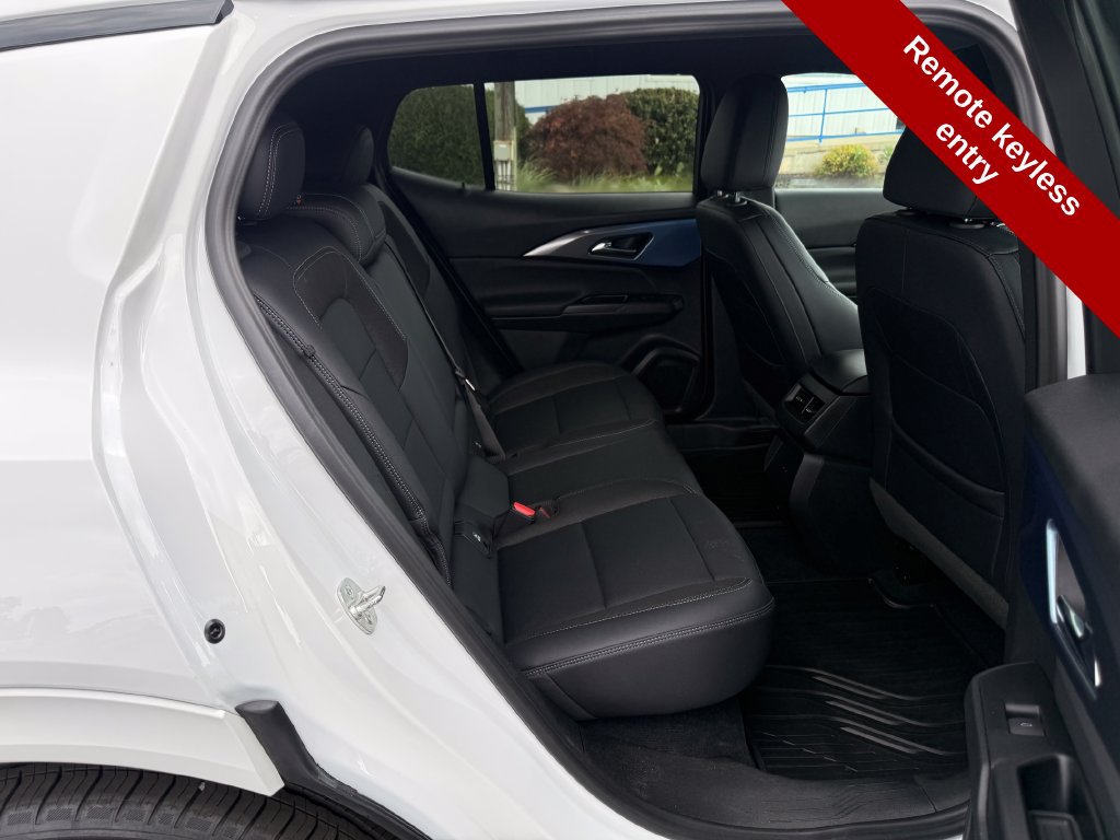 Used 2024 Chevrolet Equinox EV LT w/ LPO, All-Weather Mat Package FWD image 40