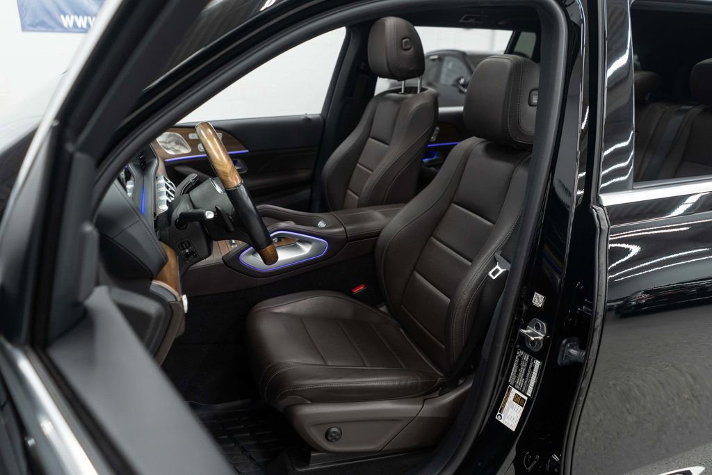 Used 2022 Mercedes-Benz GLS 450 4MATIC image 8