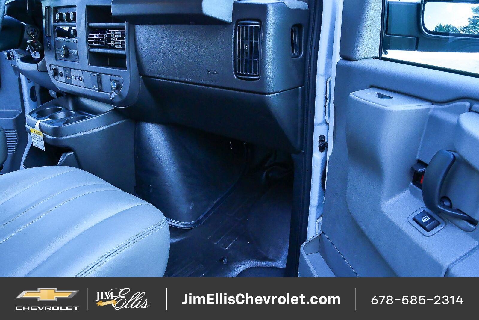 New 2025 Chevrolet Express 2500 w/ Driver Convenience Package RWD image 19