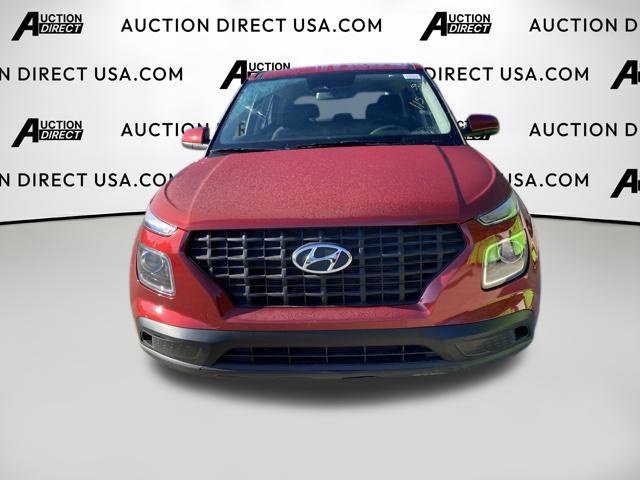 Used 2026 Hyundai Venue SE FWD image 2