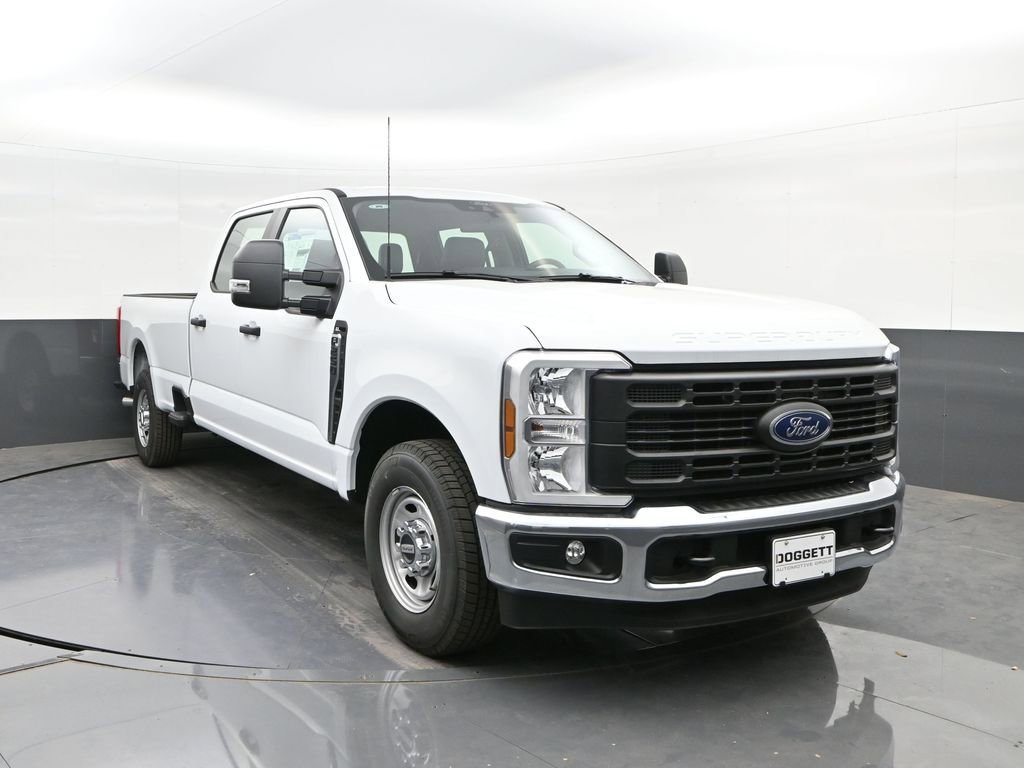 New 2026 Ford F250 XL w/ XL Chrome Package RWD image 18