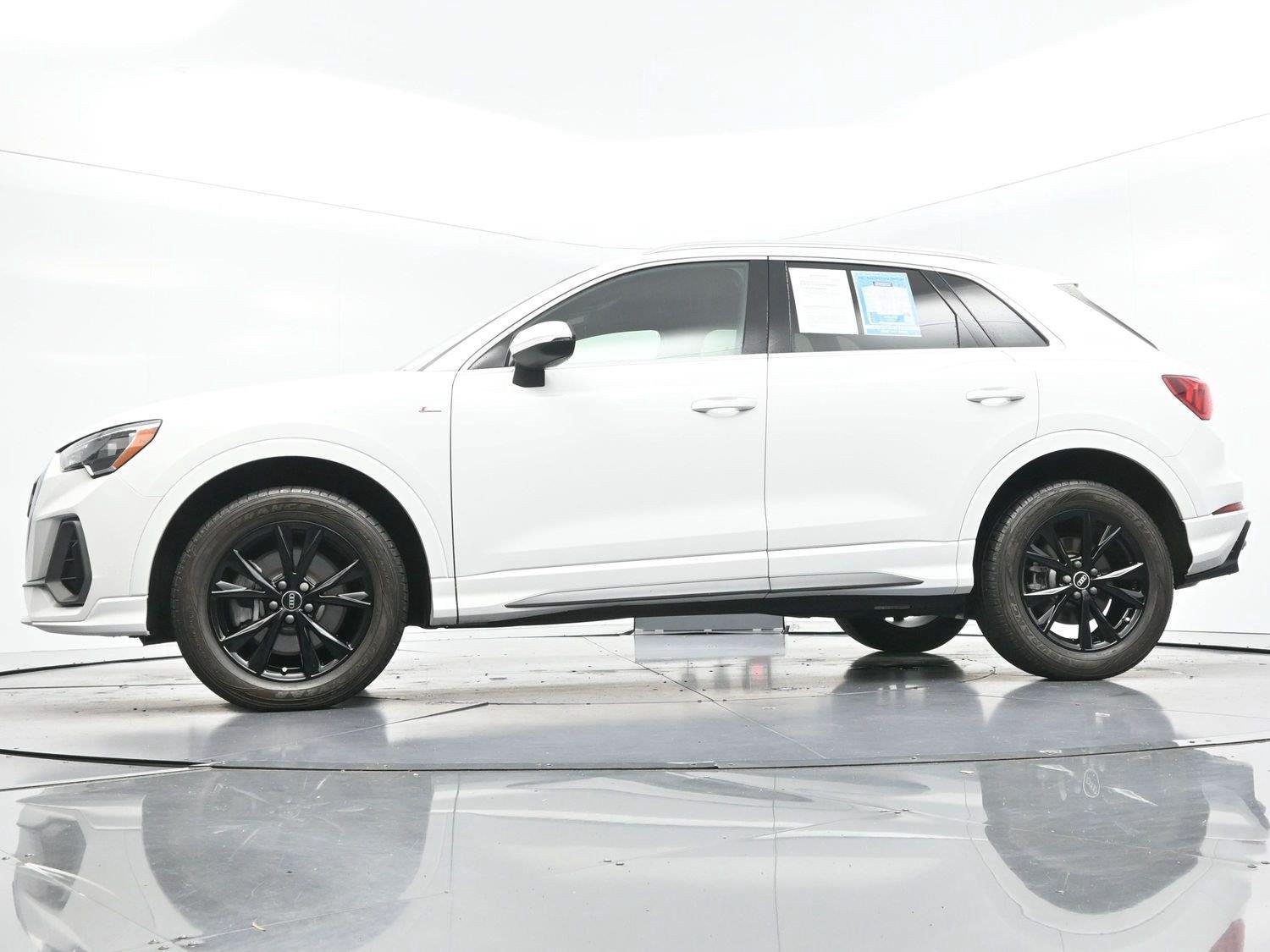 Used 2021 Audi Q3 2.0T Premium w/ Convenience Package AWD/4WD image 36