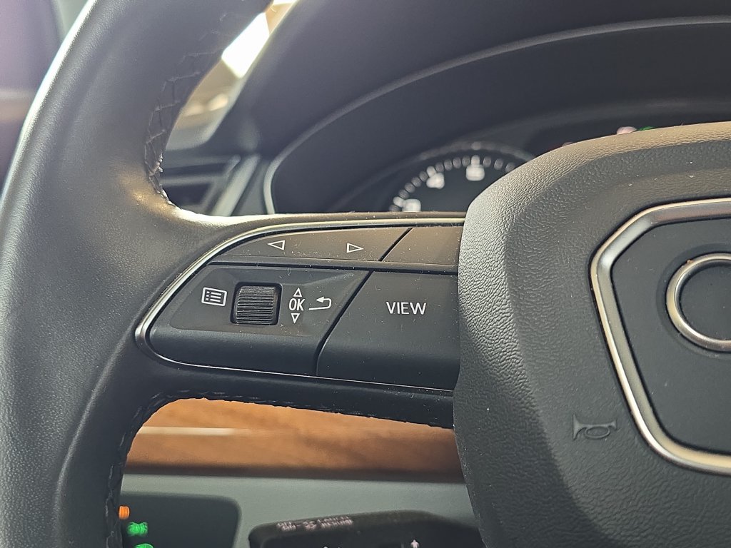 Used 2023 Audi Q5 2.0T Premium w/ Convenience Package AWD/4WD image 18