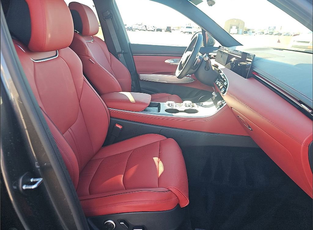 Used 2026 Genesis GV70 2.5T Sport Prestige image 14