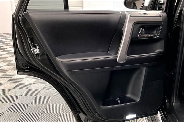 Used 2017 Toyota 4Runner Limited image 23