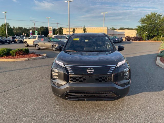 New 2026 Nissan Rogue Platinum AWD/4WD image 2