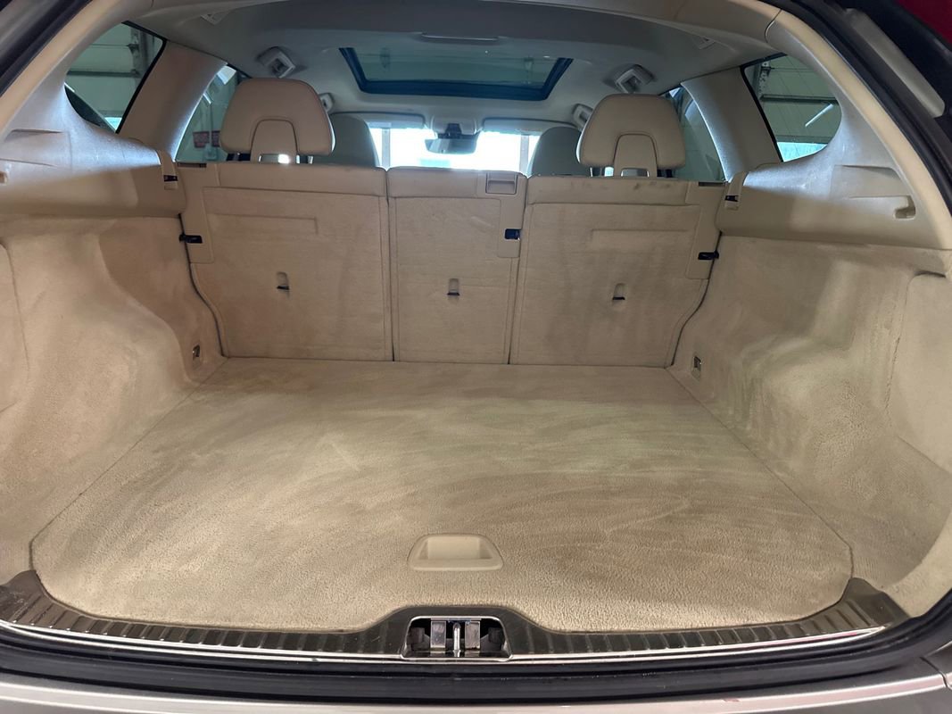 Used 2015 Volvo XC60 T6 w/ Proximity Package image 53