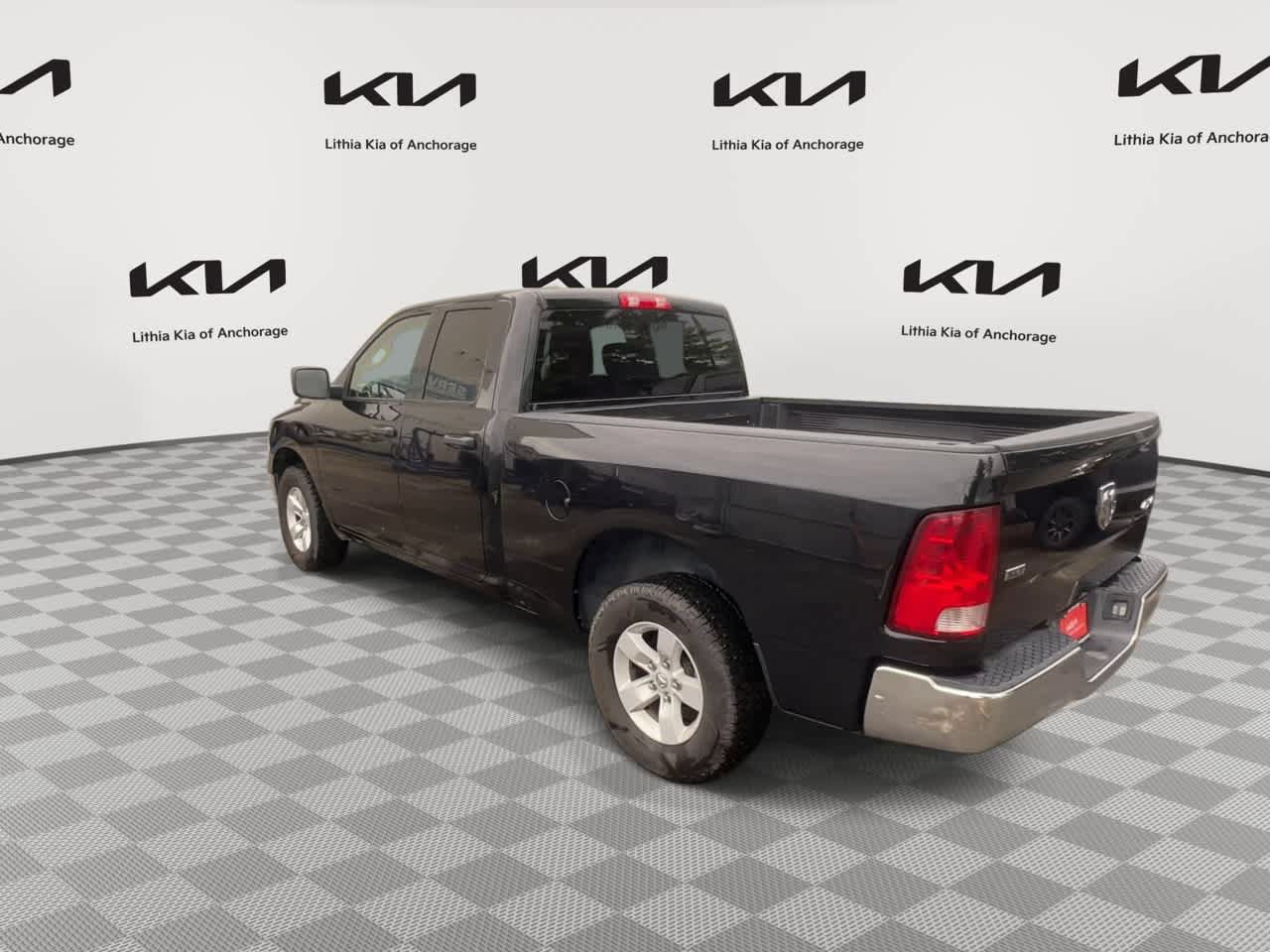Used 2024 RAM 1500 Classic SLT AWD/4WD image 6