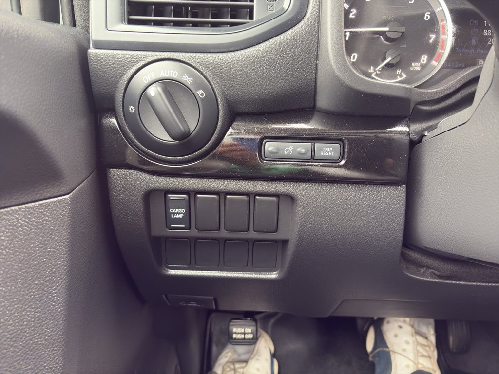 Used 2024 Nissan Titan SV w/ Accessory Utility Package image 22