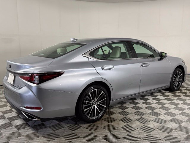 Certified 2025 Lexus ES 350 w/ Premium Package FWD image 9