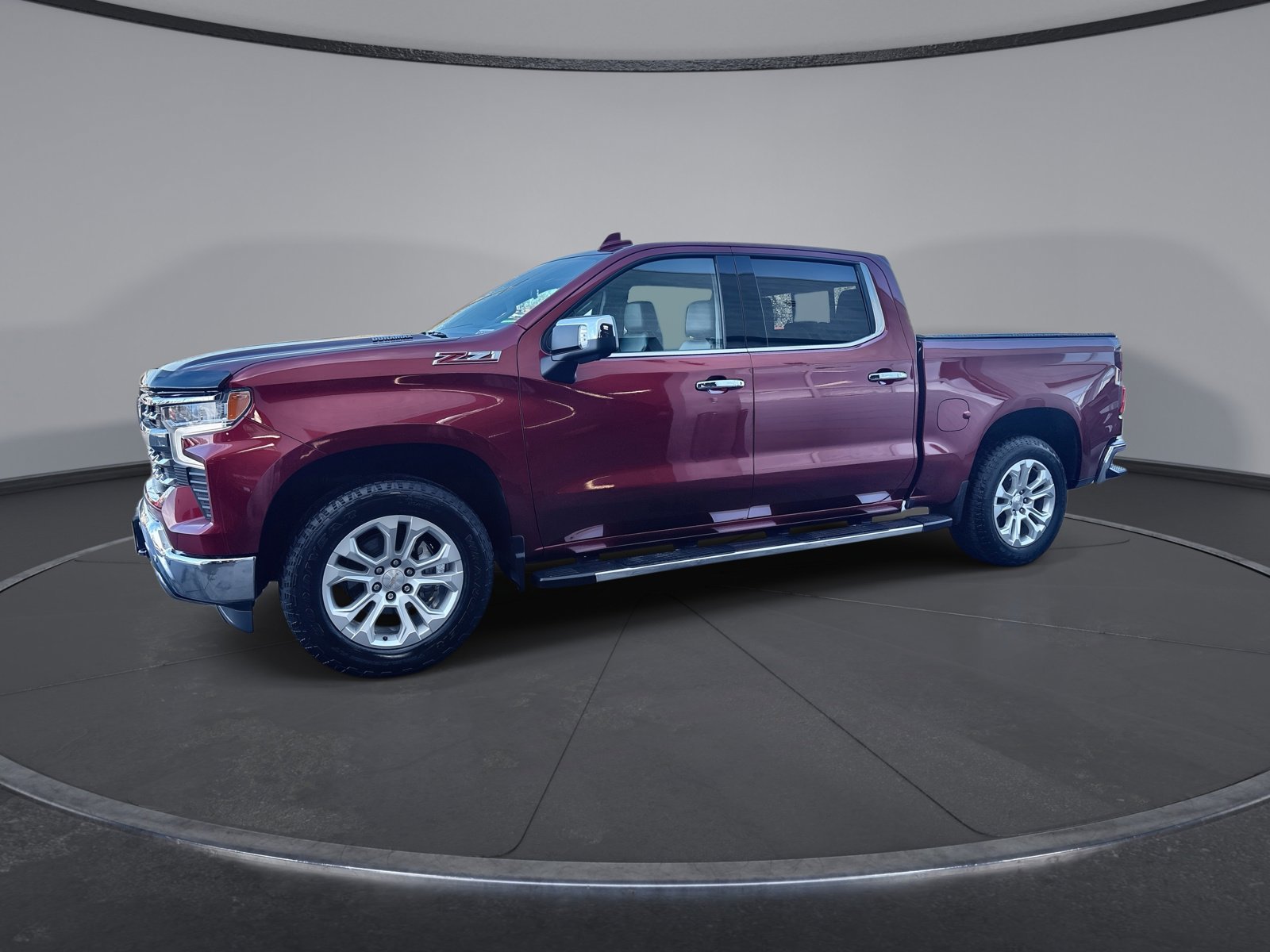 Used 2023 Chevrolet Silverado 1500 LTZ w/ Technology Package image 4