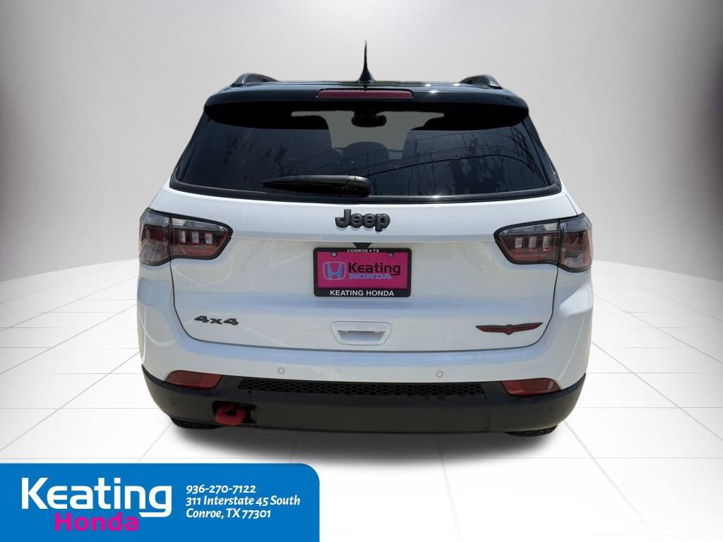 Used 2026 Jeep Compass Trailhawk AWD/4WD image 8