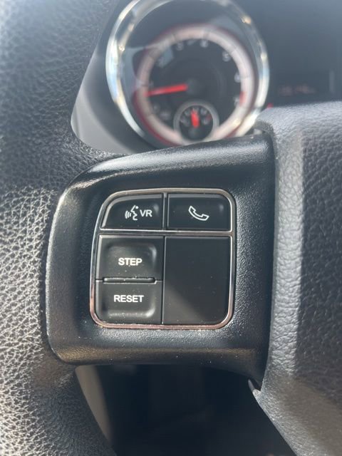 Used 2018 Dodge Grand Caravan SE w/ UConnect Hands-Free Group FWD image 12