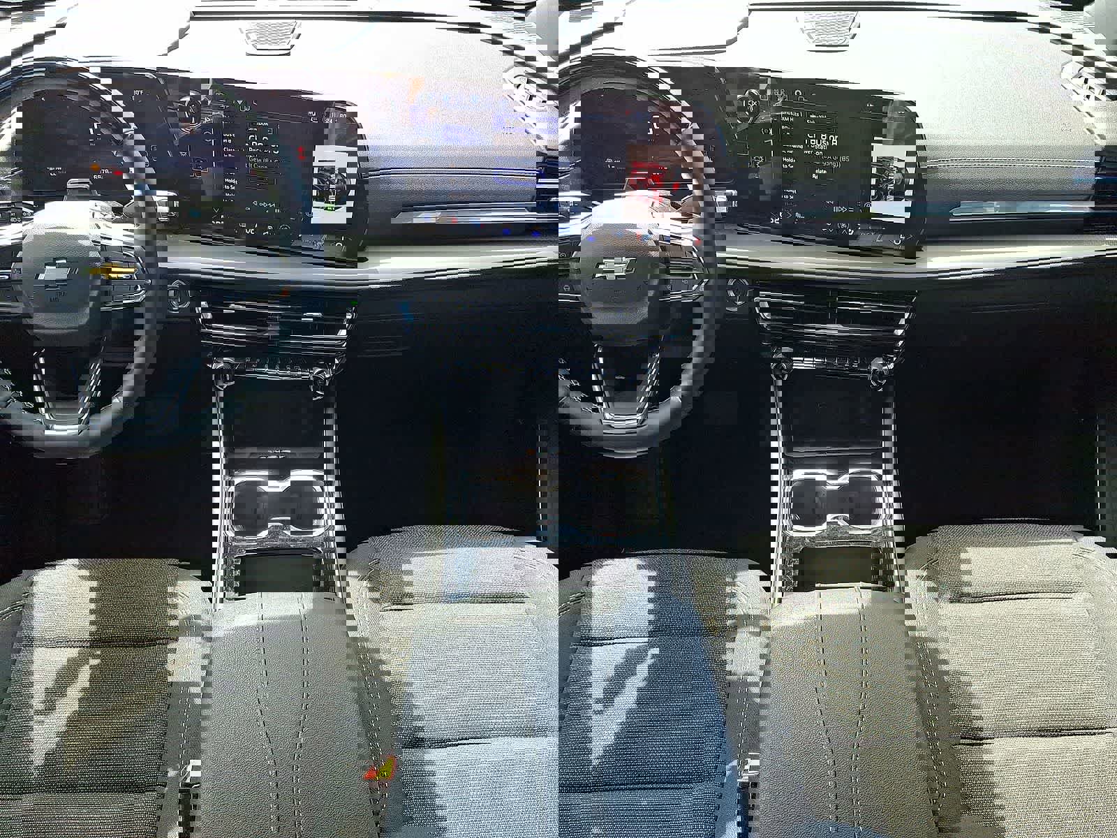 Used 2025 Chevrolet Traverse LT w/ Enhanced Driving Package image 26